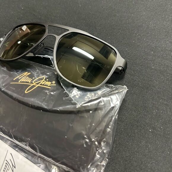 New Maui Jim 2nd Reef Square Aviator Black Sunglasses 607-02 - Picture 3 of 7
